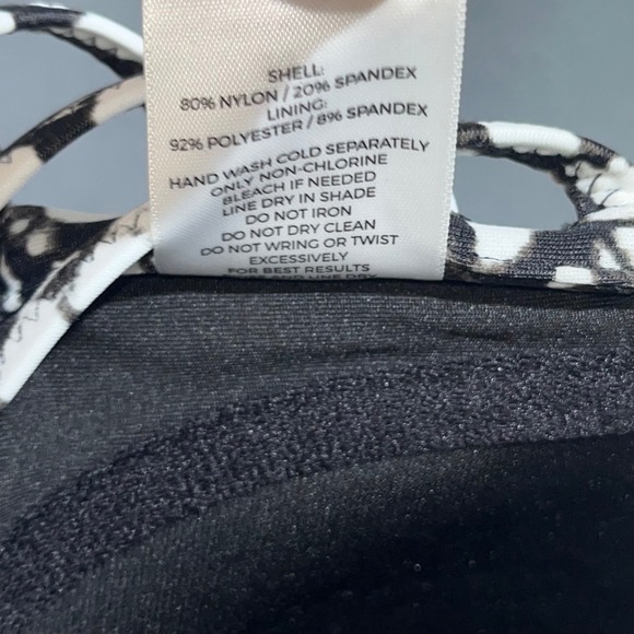 Shade & Shore Black White Print Light Lift Bandeau Bikini Swimsuit Top - 36C - Picture 8 of 9